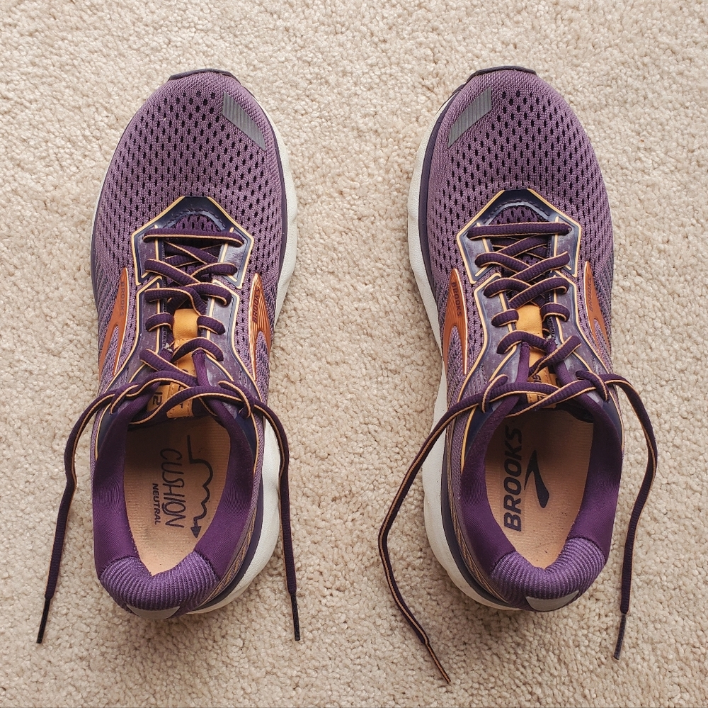 Brooks Ghost 12 women's running shoes